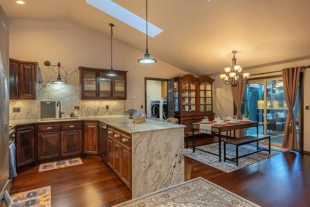 Comfy 4B/2B Home Near Dunes & Ocean! Pet Friendly! Florence Exteriér fotografie