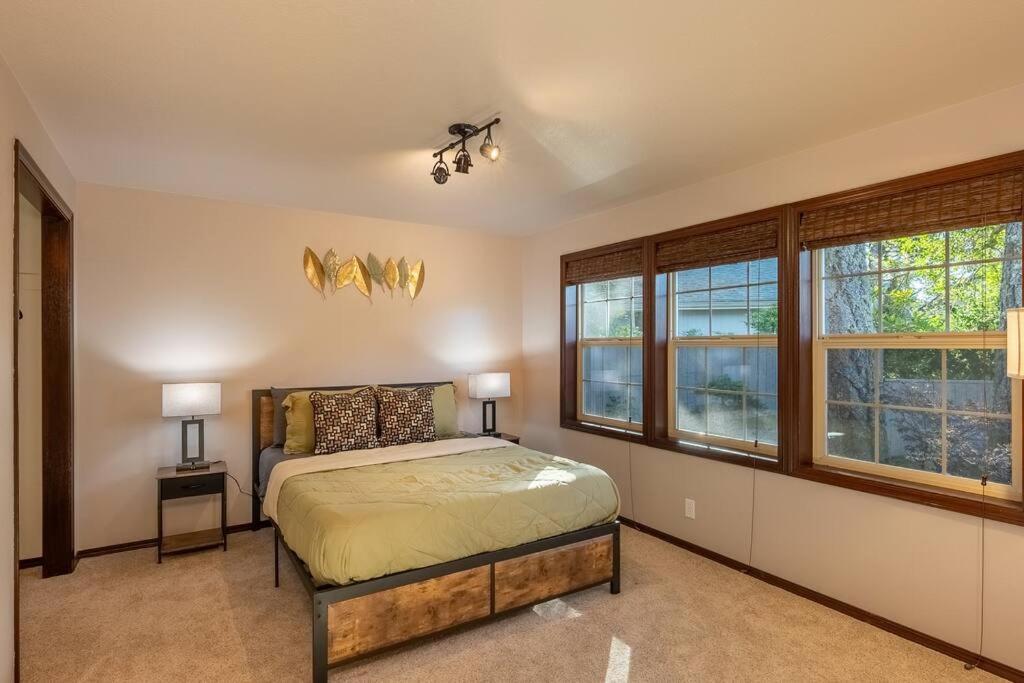 Comfy 4B/2B Home Near Dunes & Ocean! Pet Friendly! Florence Exteriér fotografie